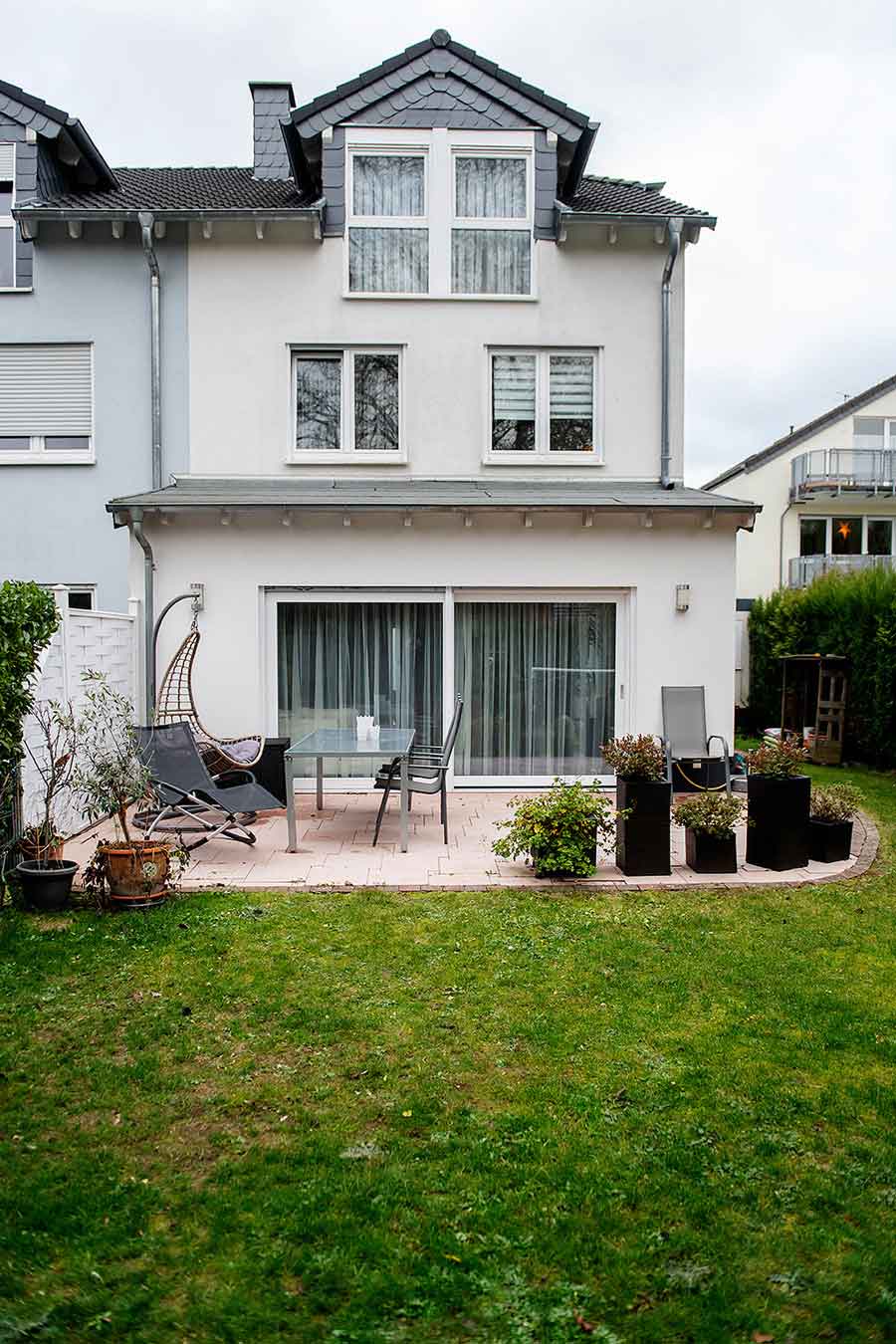 haus-bruehl-gartenansicht