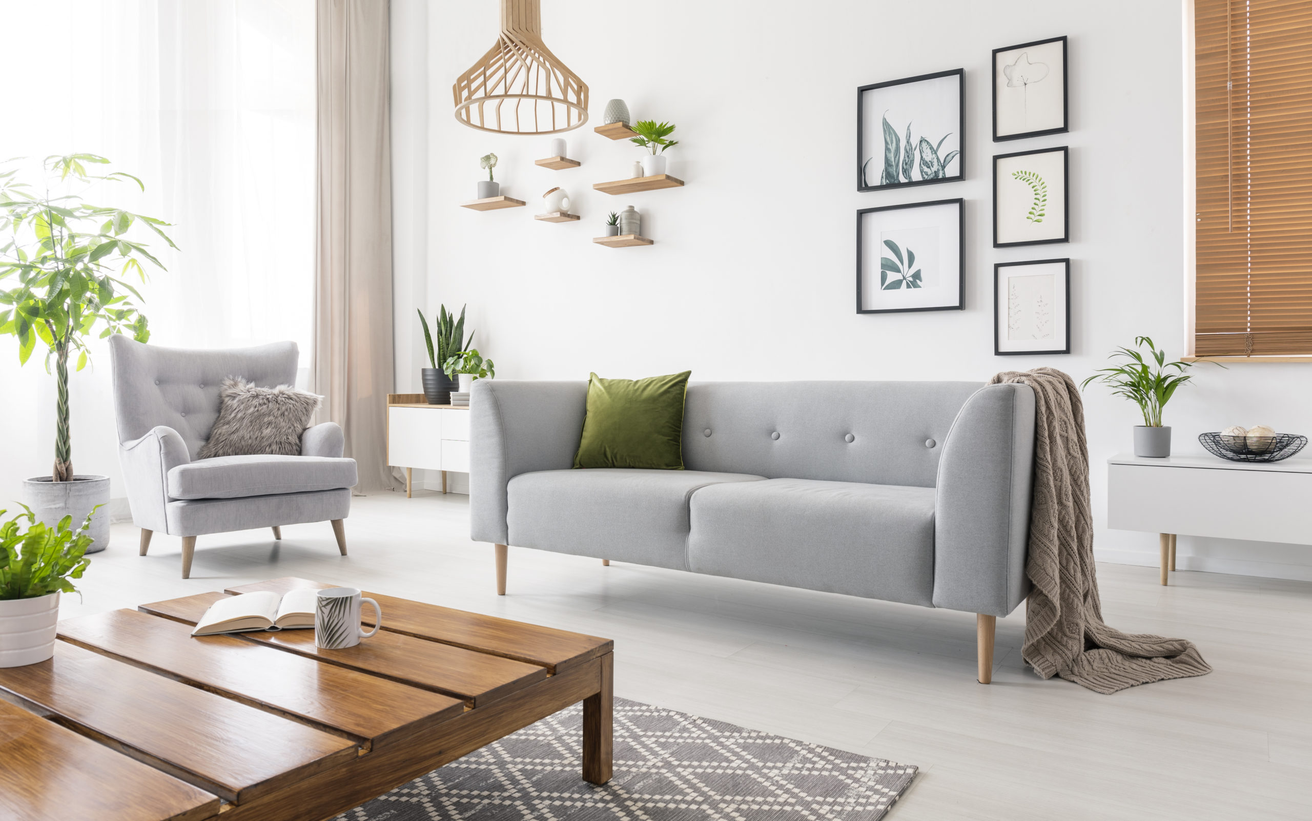 Vermittelt! Bornheim-Merten: Neubau Erstbezug!  Schickes energieeffizientes Reiheneckhaus mit hohen Decken und tollem Süd-West-Garten!